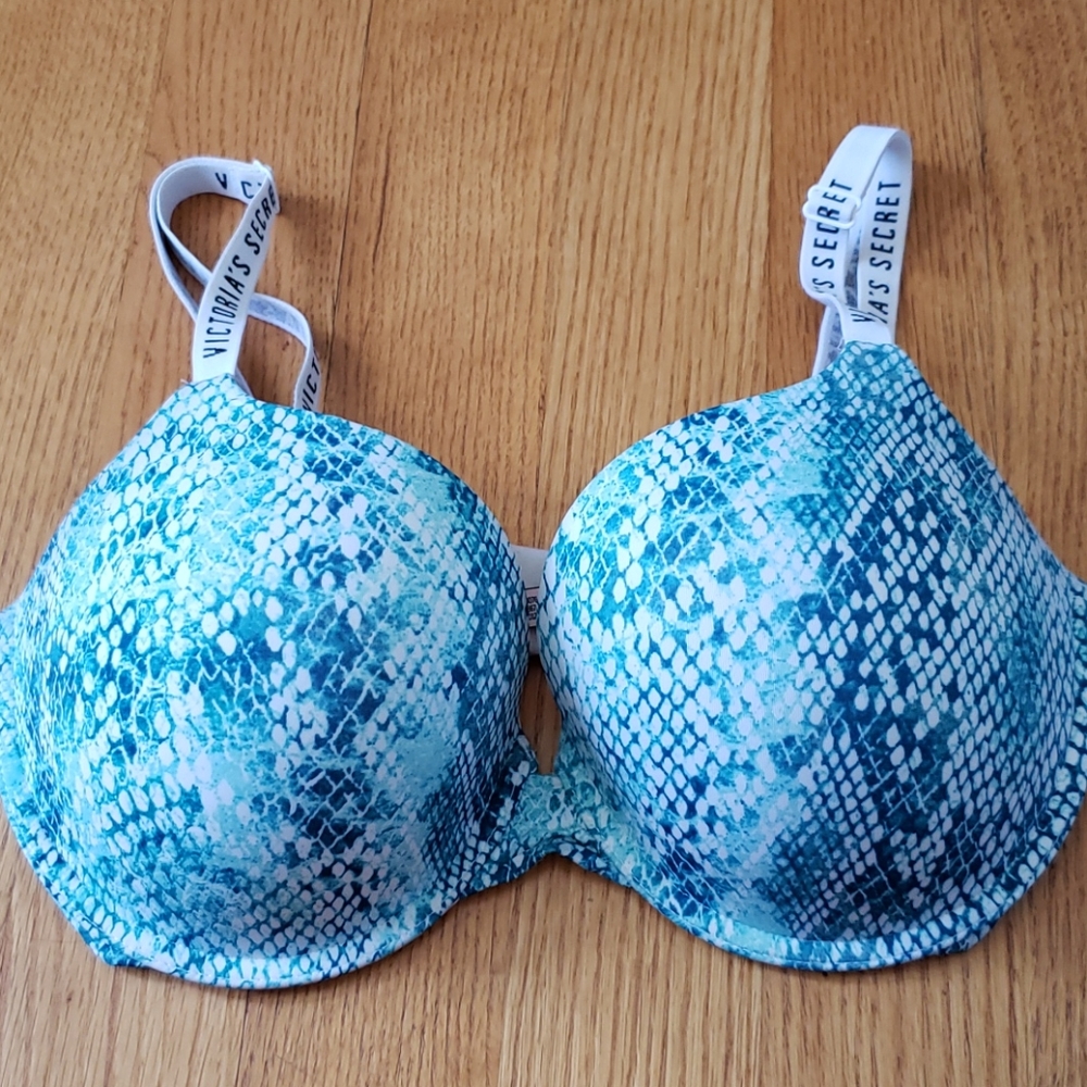 Victoria secret bra